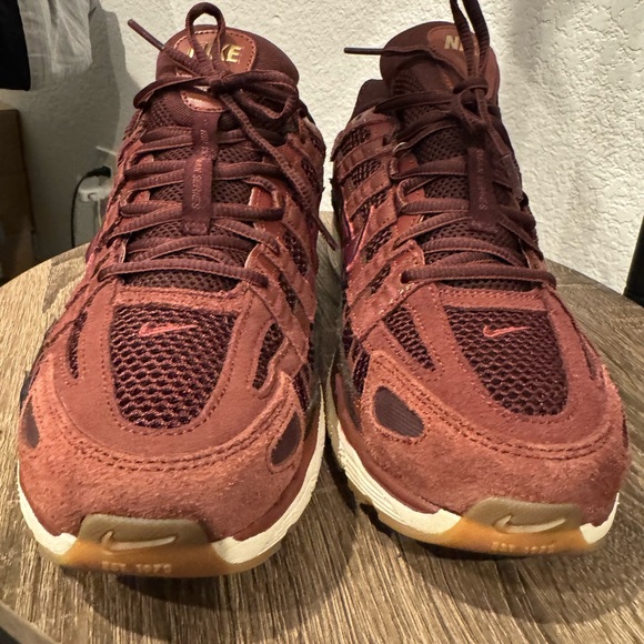 Nike P-6000 SE